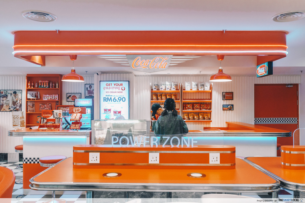 toppen - TGV Cinemas snack bar 