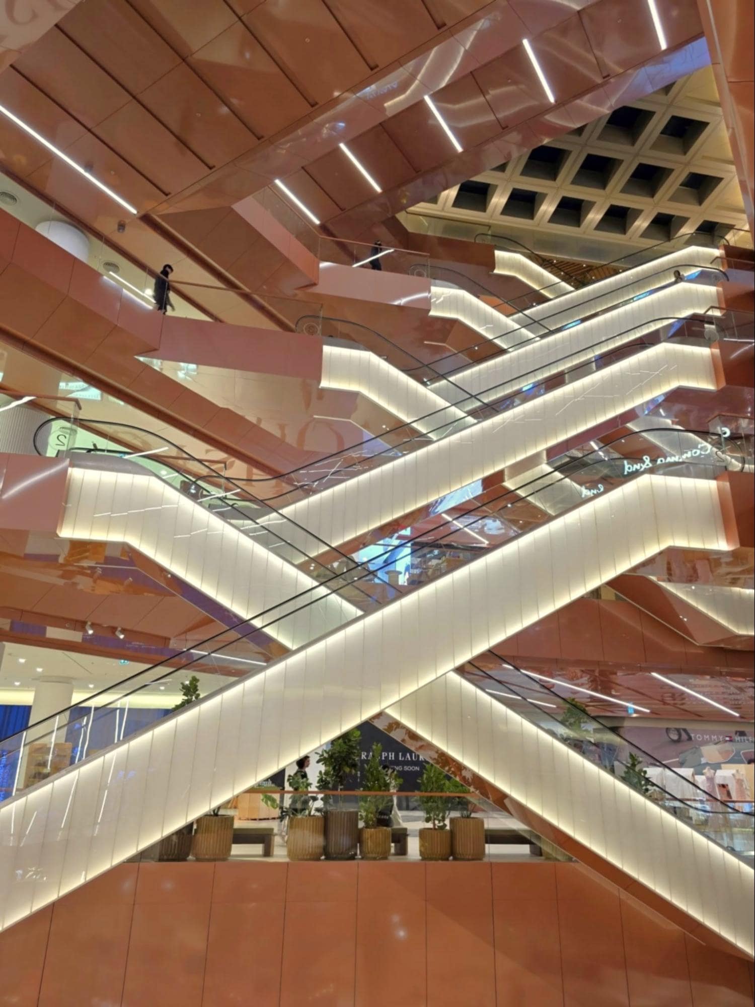 The 8 escalators at Central Park Bangkok