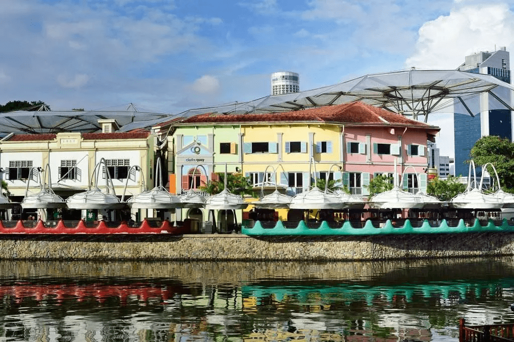 MONOPOLY HIDDEN Singapore - Colourful shophouses at Clarke Quay