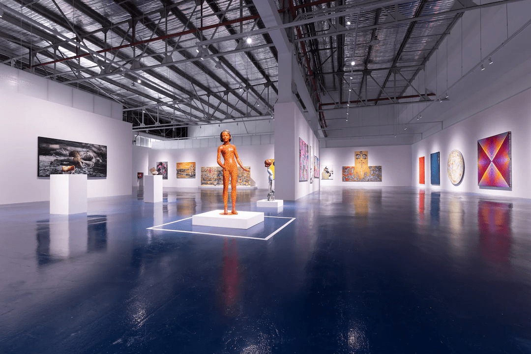 Whitestone Gallery near new CCL6 stations