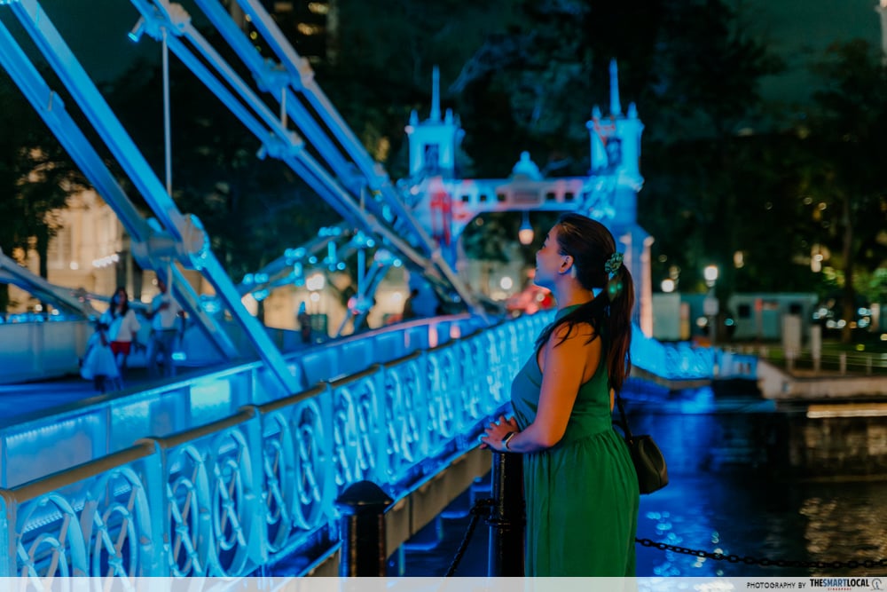 singapore river festival 2025 - cavenagh bridge with talent