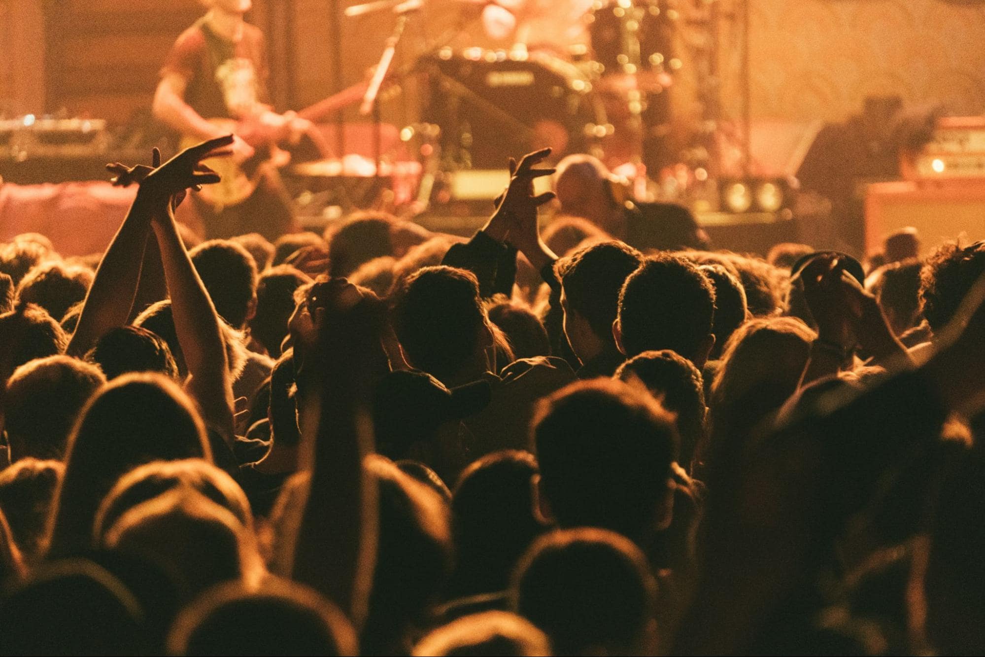 Concert Etiquette - Talking during concerts