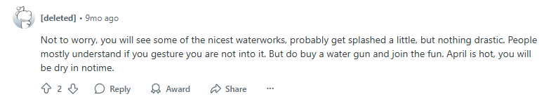 Reddit comment on Songkran holiday