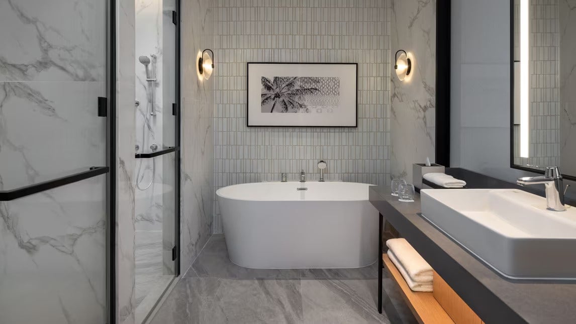 Premier room bathroom