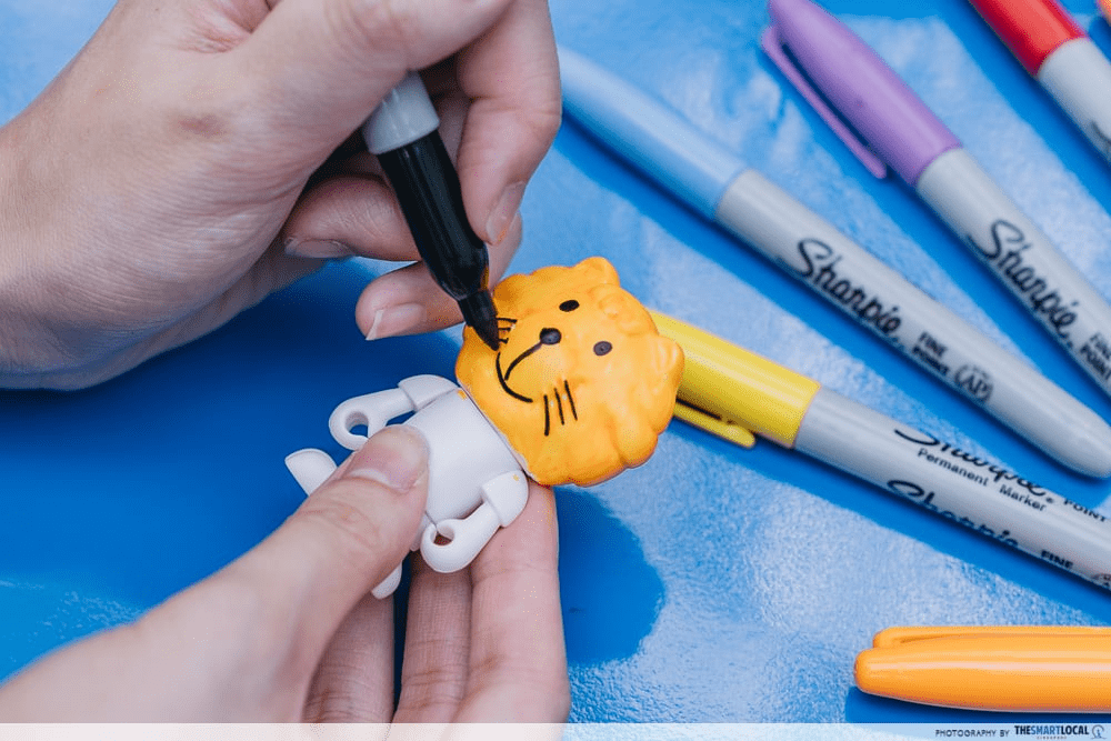 Solutions to Alice in Borderland 3 questions - lion question