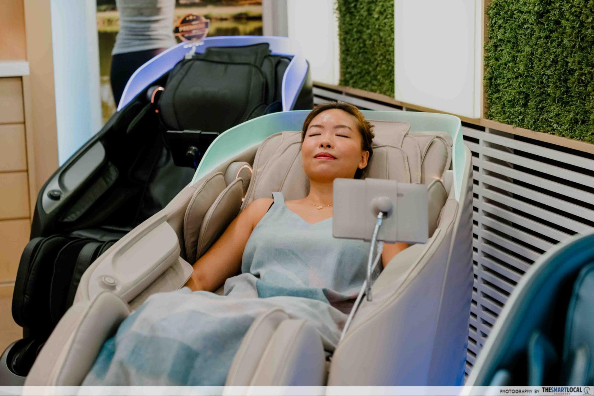 Tampines Mall Shop-A-Thon - oto massage chair