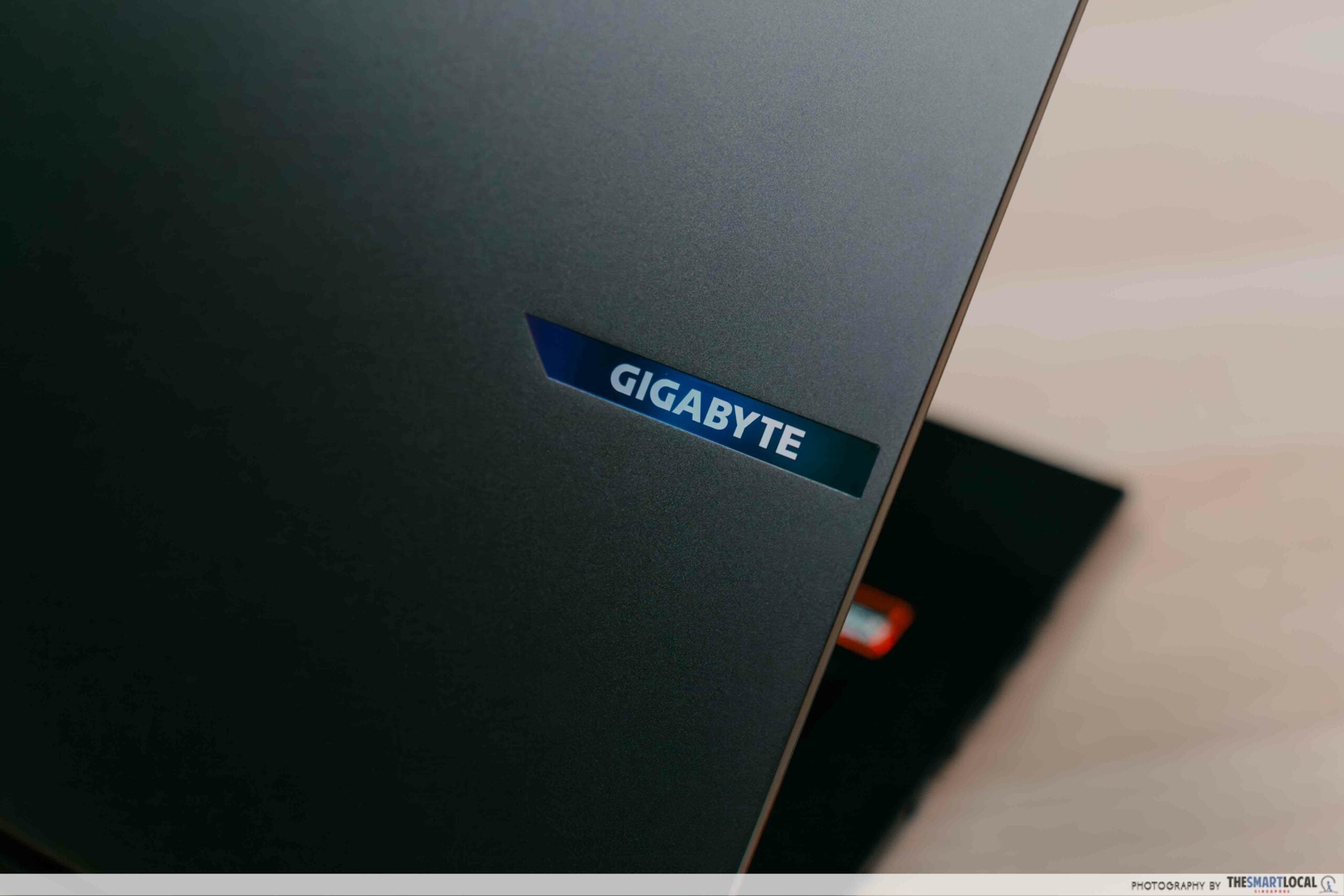 gigabyte aero x16