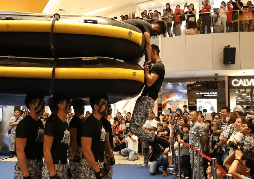 Boat Physical Training demonstration by Naval Diving Unit