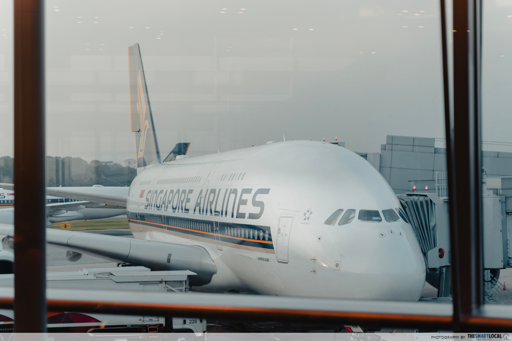 singapore airlines plane