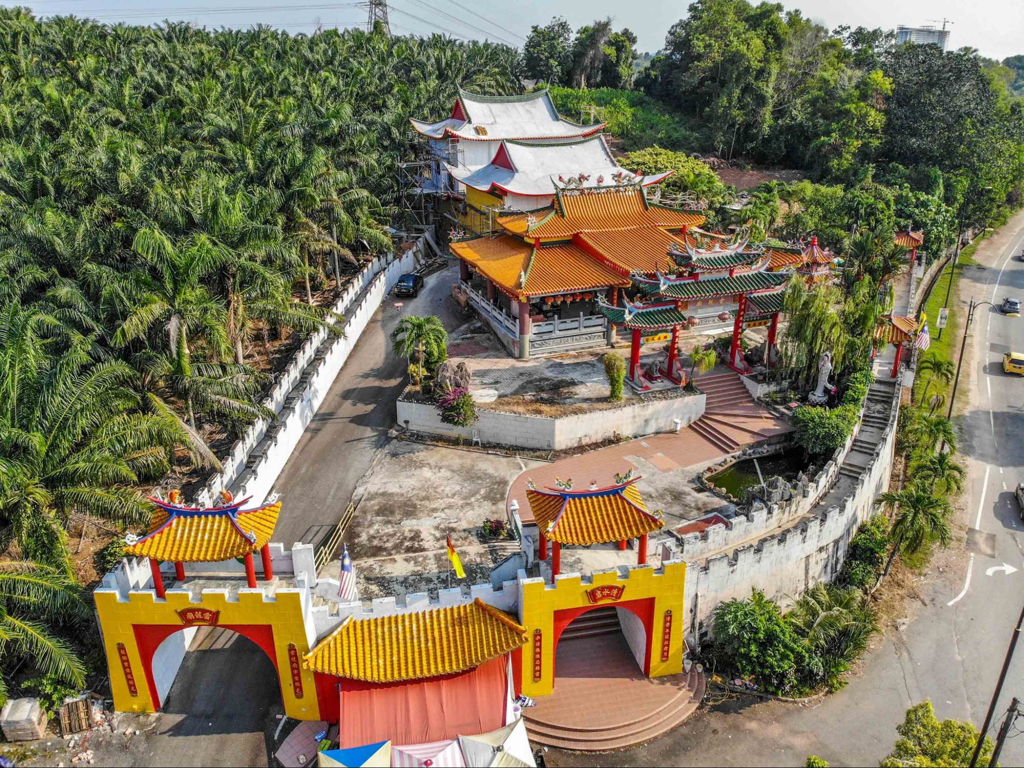wan loong temple - things to do in port dickson