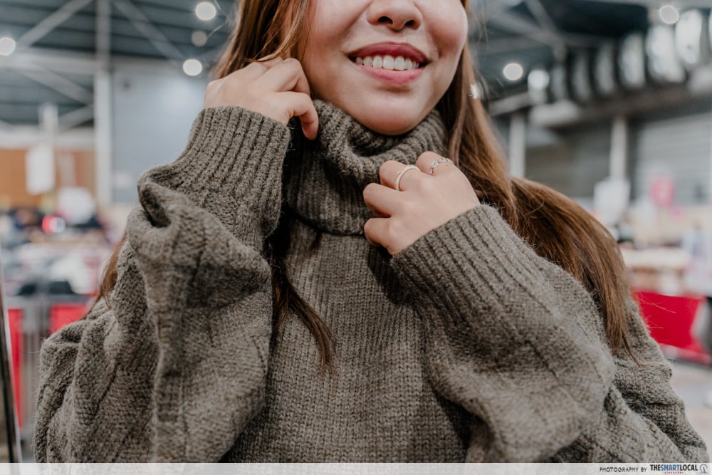 Universal Traveller Winter Wear & Luggage Mega Expo Sale - Knitted Sweater