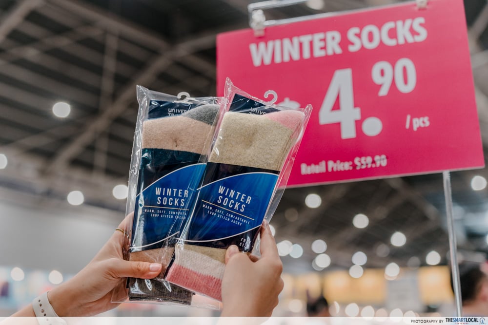 Universal Traveller Winter Wear & Luggage Mega Expo Sale - Winter Accessories