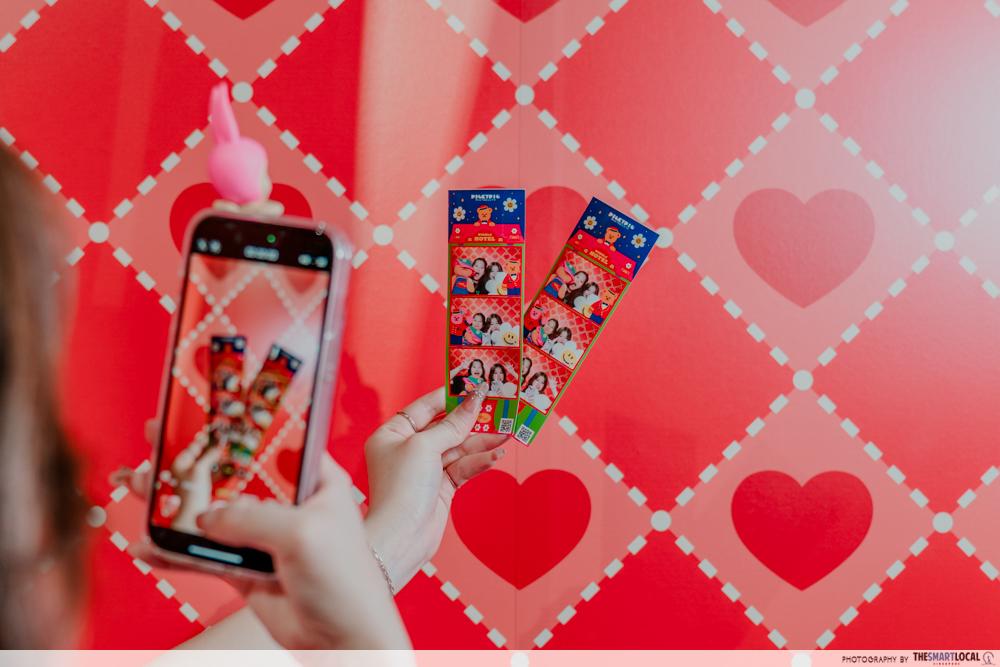Wiggle Hotel Plaza Singapura - photo booth