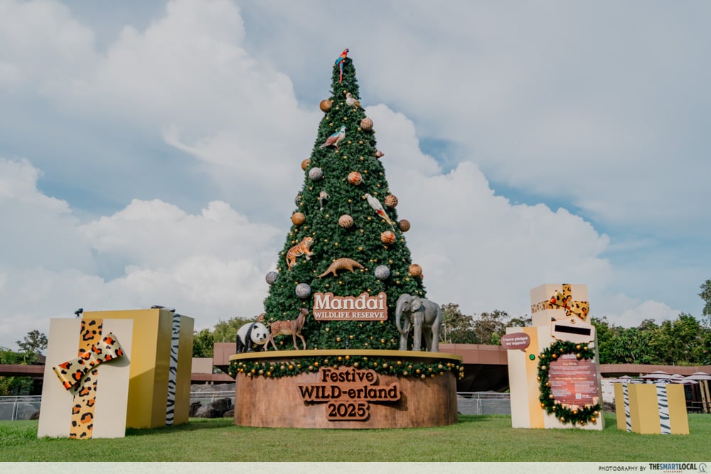 mandai festive wild-erland - christmas tree day