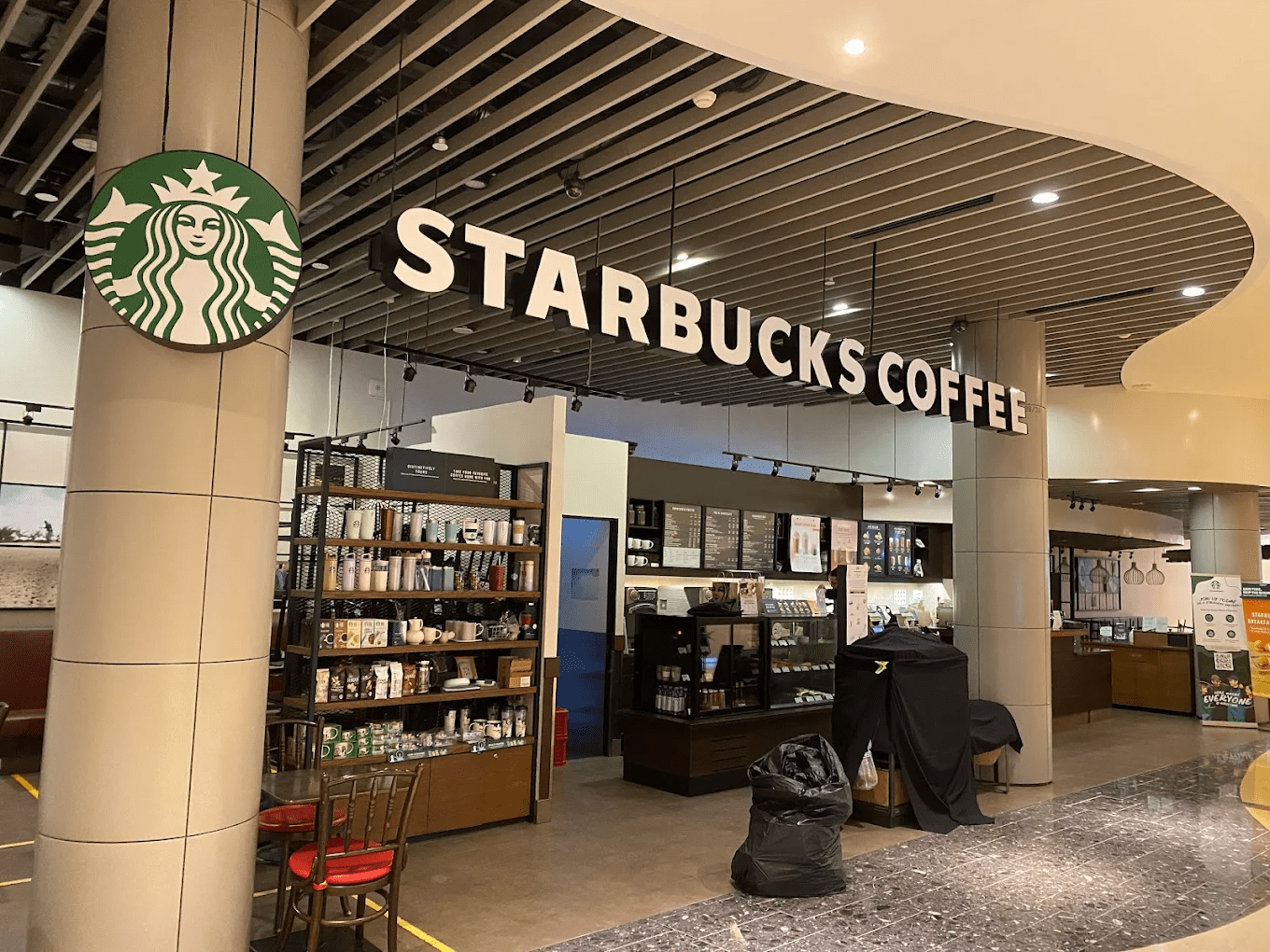 businesses going home with stores that don't have gates or doors