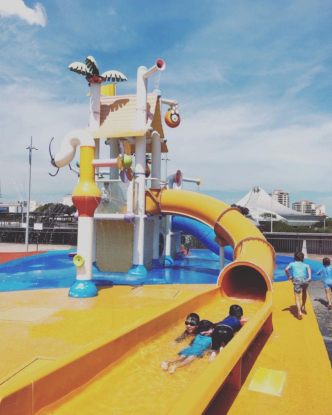water parks playgrounds singapore - splash surf