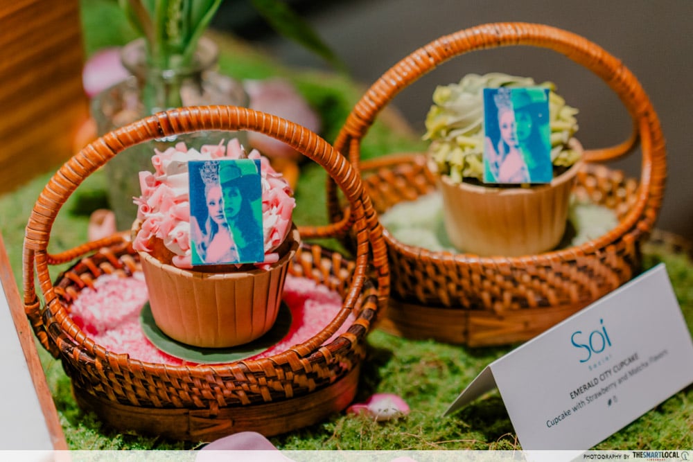 wicked sentosa - cupcakes