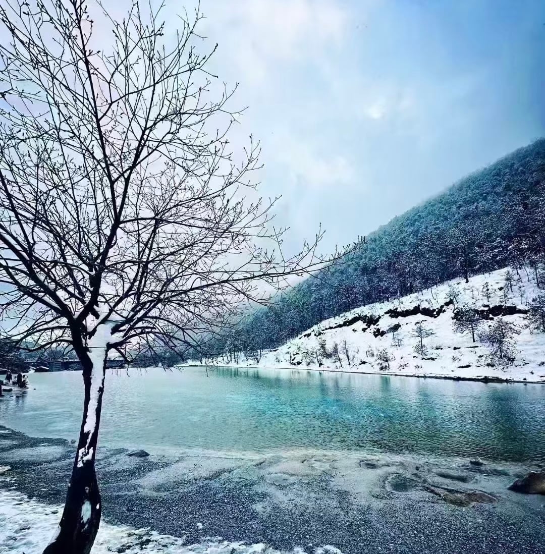 winter destinations china - Yulong mountain