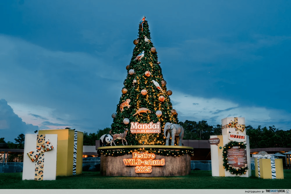 Christmas Displays 2025 - Festive WILD-erland Christmas tree