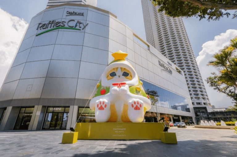 Christmas Displays 2025 - Mofusand