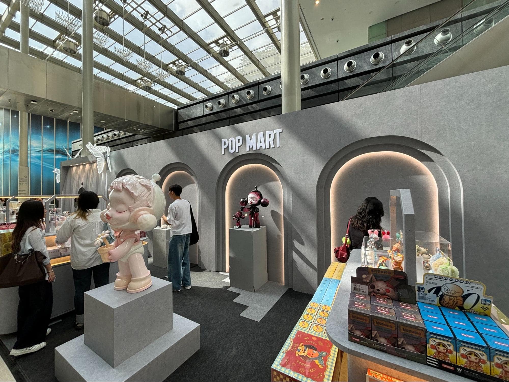 SKULLPANDA Cage-Uncage Showcase - pop up