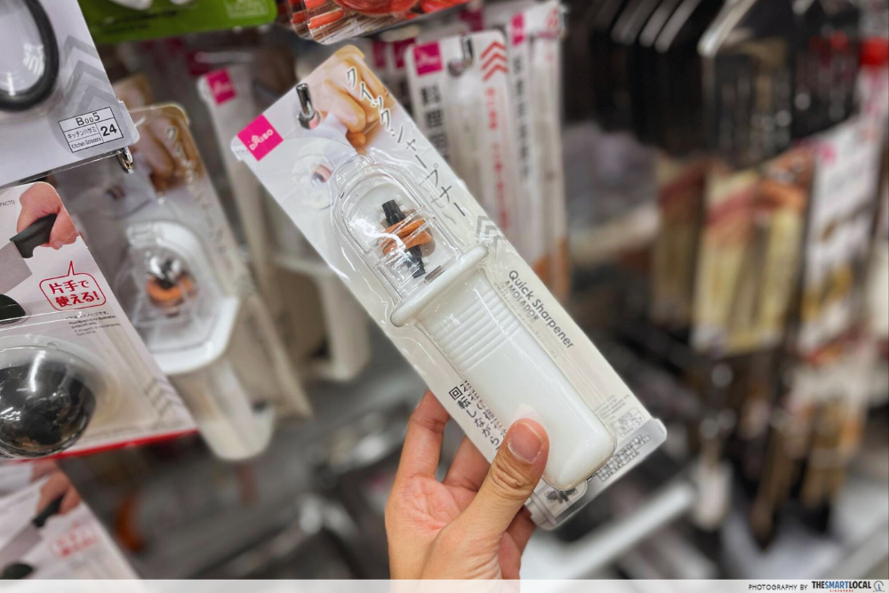 daiso japan - knife sharpener