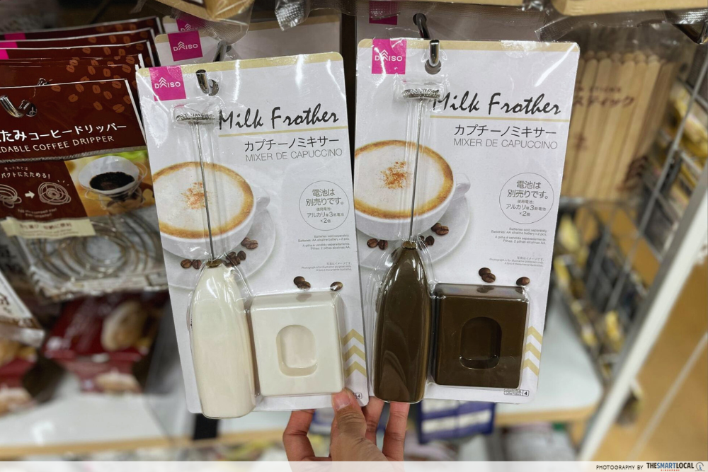daiso japan - matcha whisk