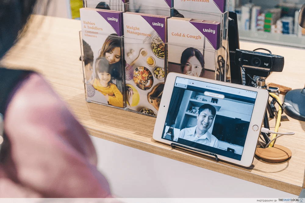 Falling sick during vacation - Where to get medicine if you fall sick while overseas (2)