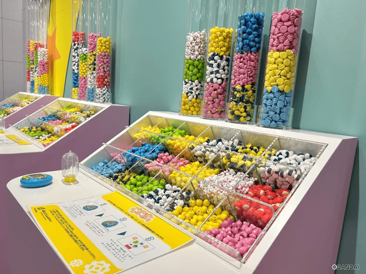 Tamagotchi Factory, Tokyo - DIY merch stations (2)