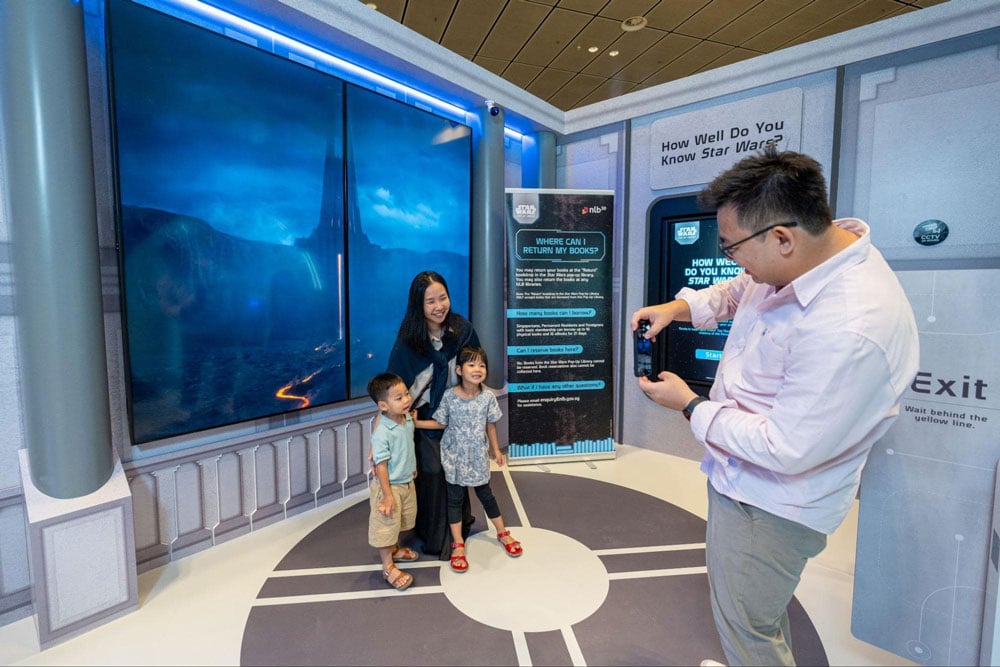 star wars pop-up library at changi airport - family activities to do
