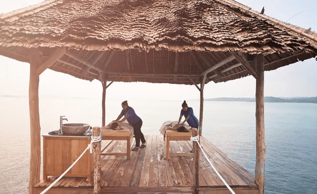 telunas - Overwater Massage
