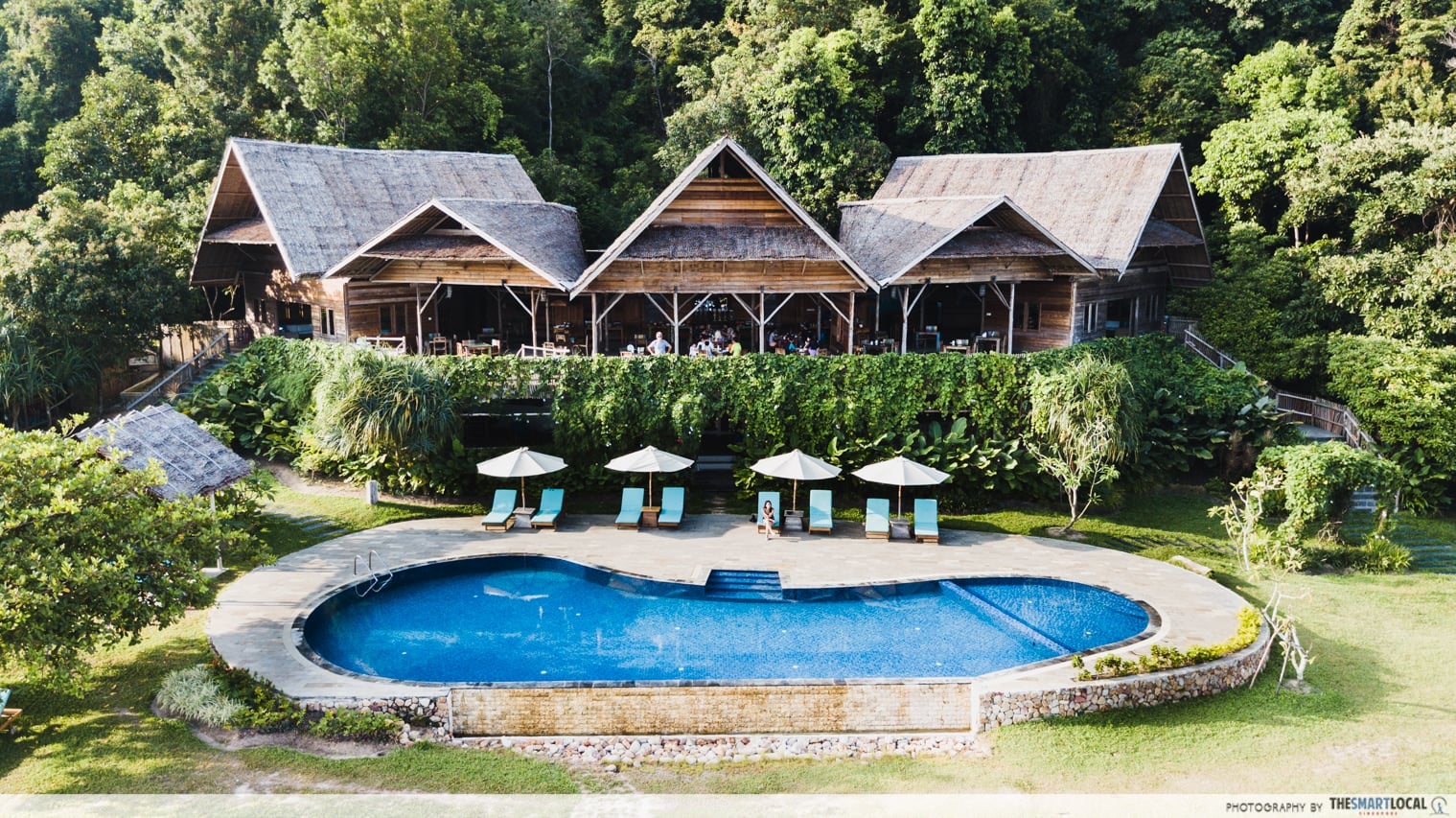 telunas - restaurant and pool