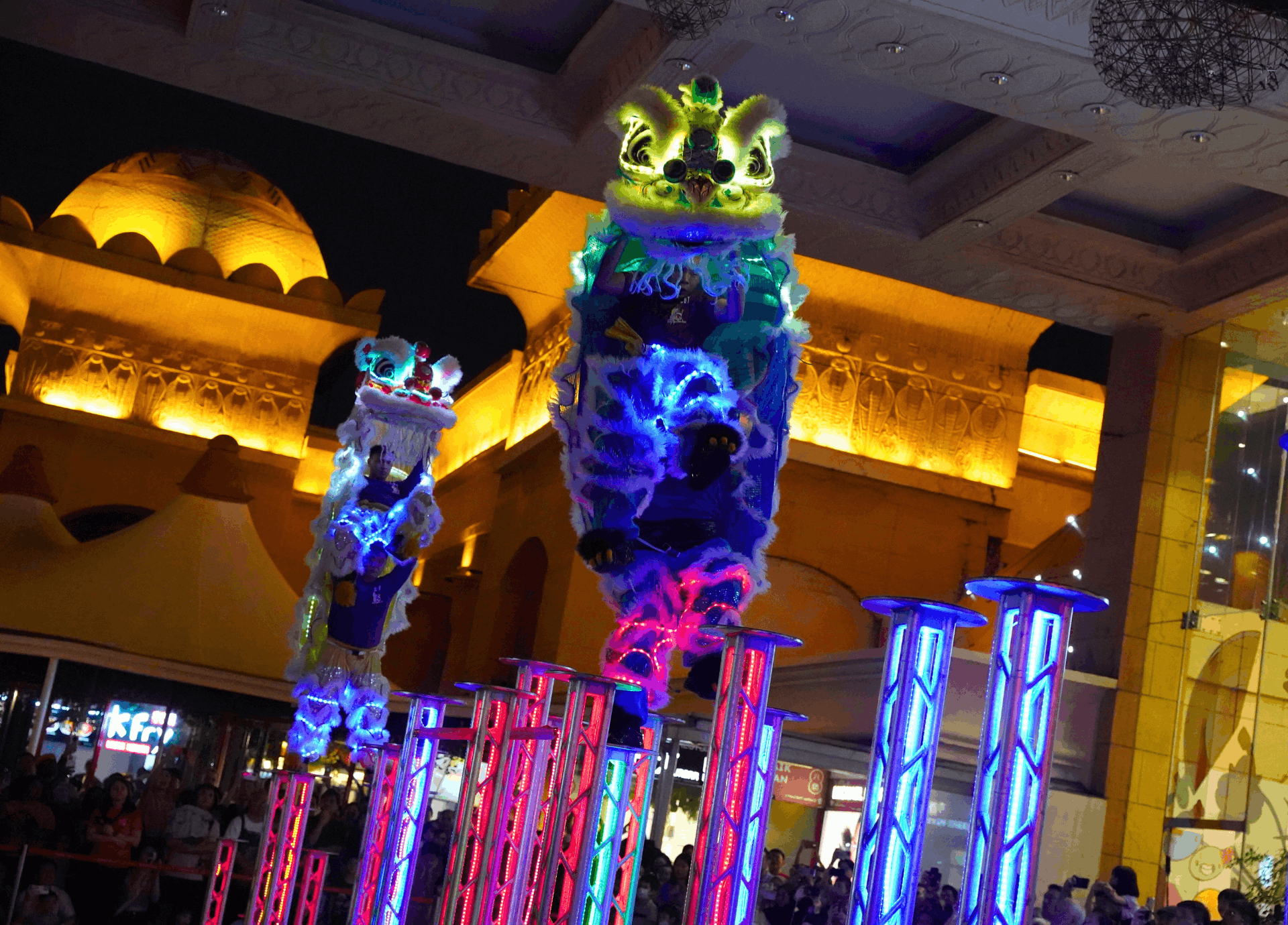 LED Lion Dance Performances 24 festive drum performances