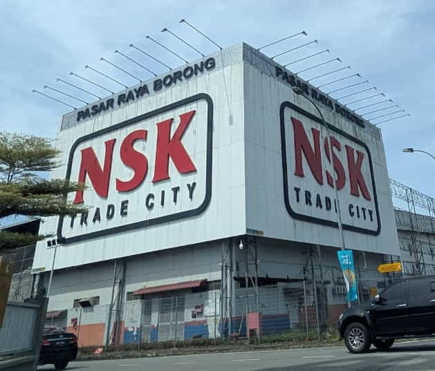 NSK Trade City exterior image