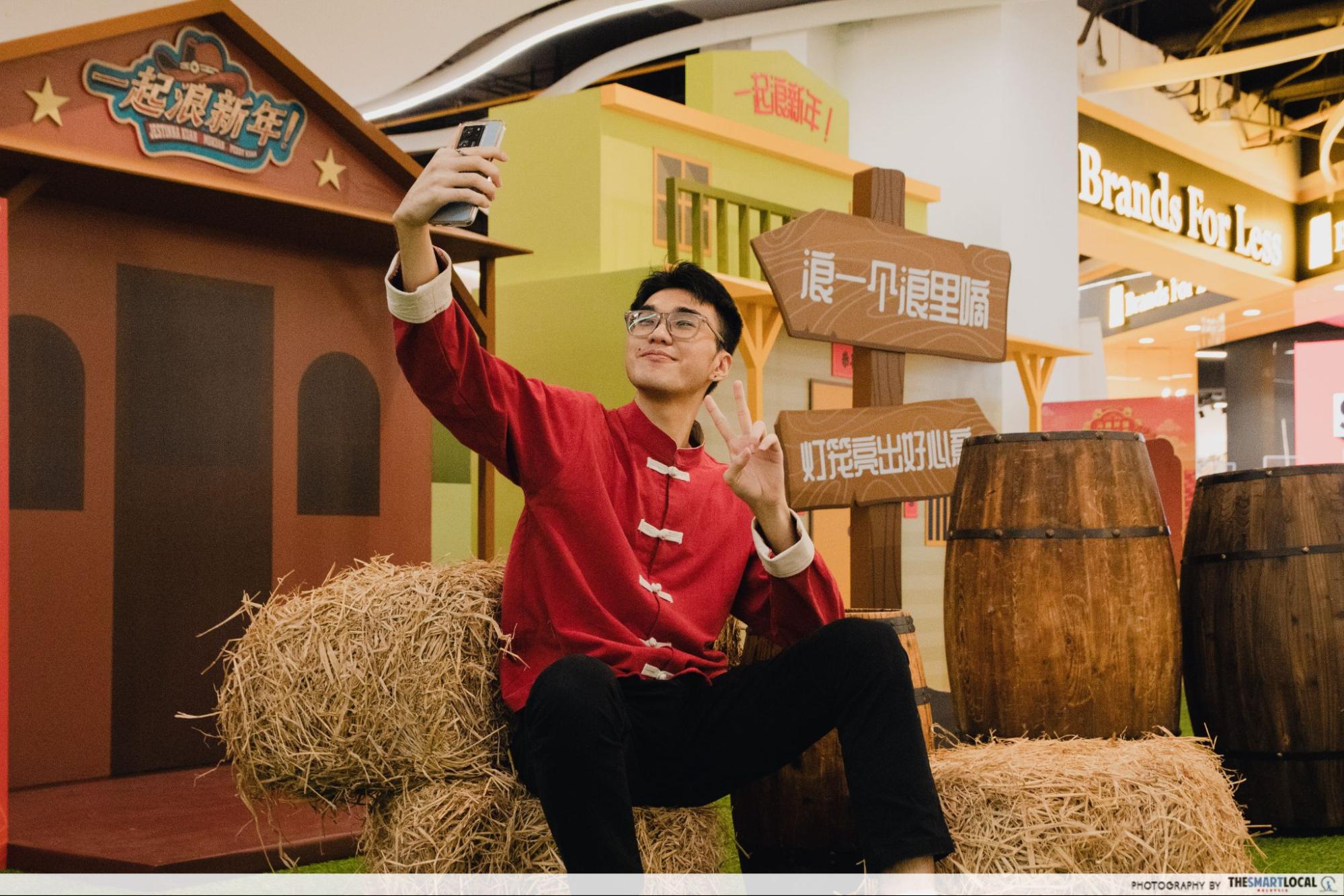 The Kuans with sunway pyramid