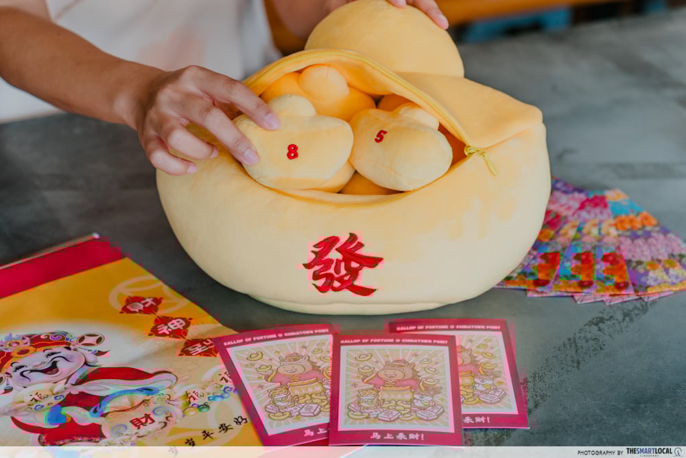chinatown point cny 2026 - mini gold ingot plushies