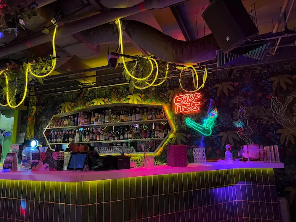 clarke quay - chupitos