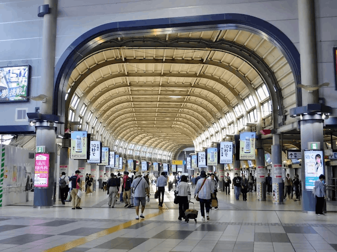 interior of Shinagawa Station