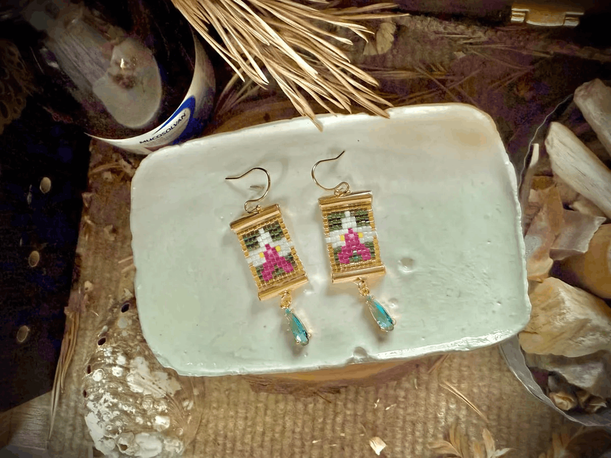 Valentine’s Day date ideas using SG Culture Pass - A Handwoven Orchid Bead Jewellery Workshop