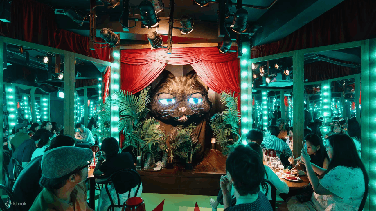 Valentine’s Day date ideas using SG Culture Pass - Wonderland Upside Down Dinner Experience