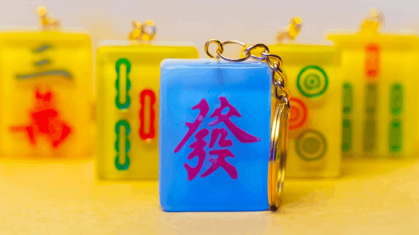 Valentine’s Day date ideas using SG Culture Pass - UV Resin Mahjong Making Workshop