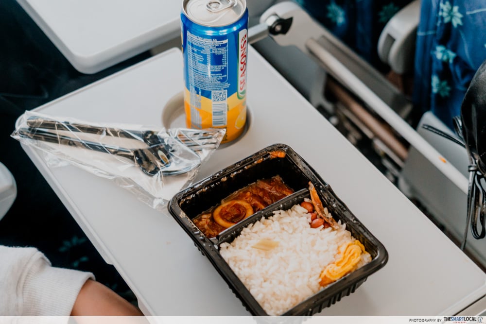 jb-kl ets train - nasi lemak sambal sotong