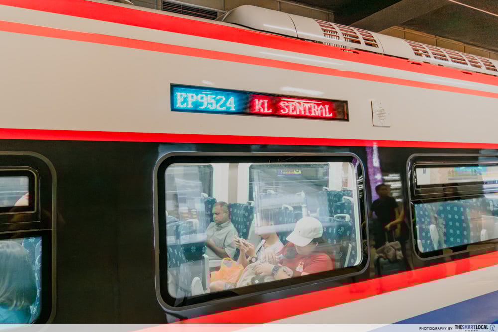 jb-kl ets train - signage on train