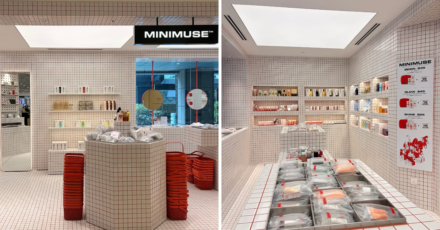 minimuse metro paragon in orchard - store display selling mini beauty and fragrance products with vouchers +free pouch and keychain