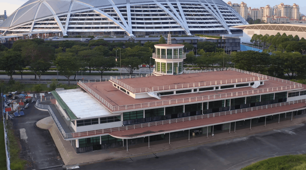 Old Kallang Airport - modern