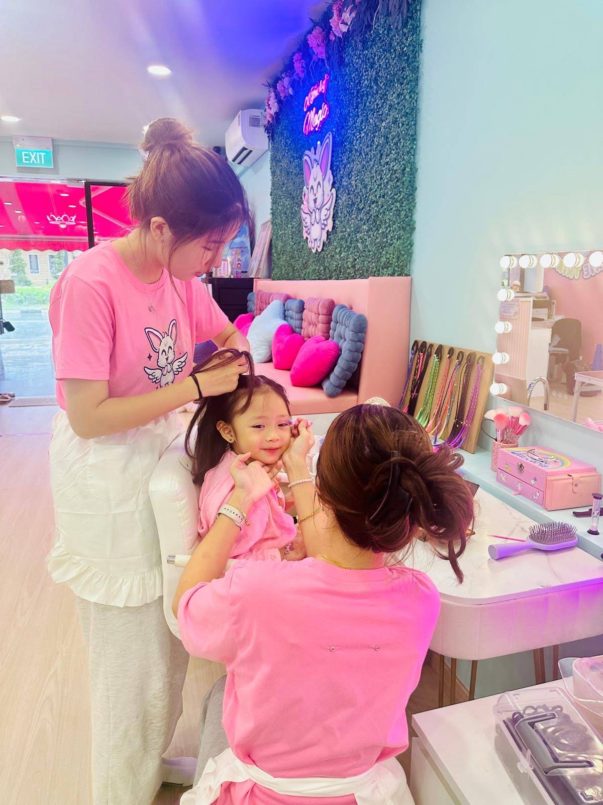 Pixie Trixie Playhouse - Makeup