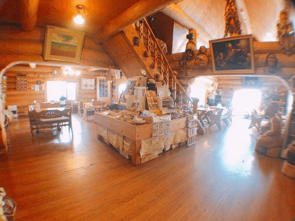 Kitutuki Canadian Club