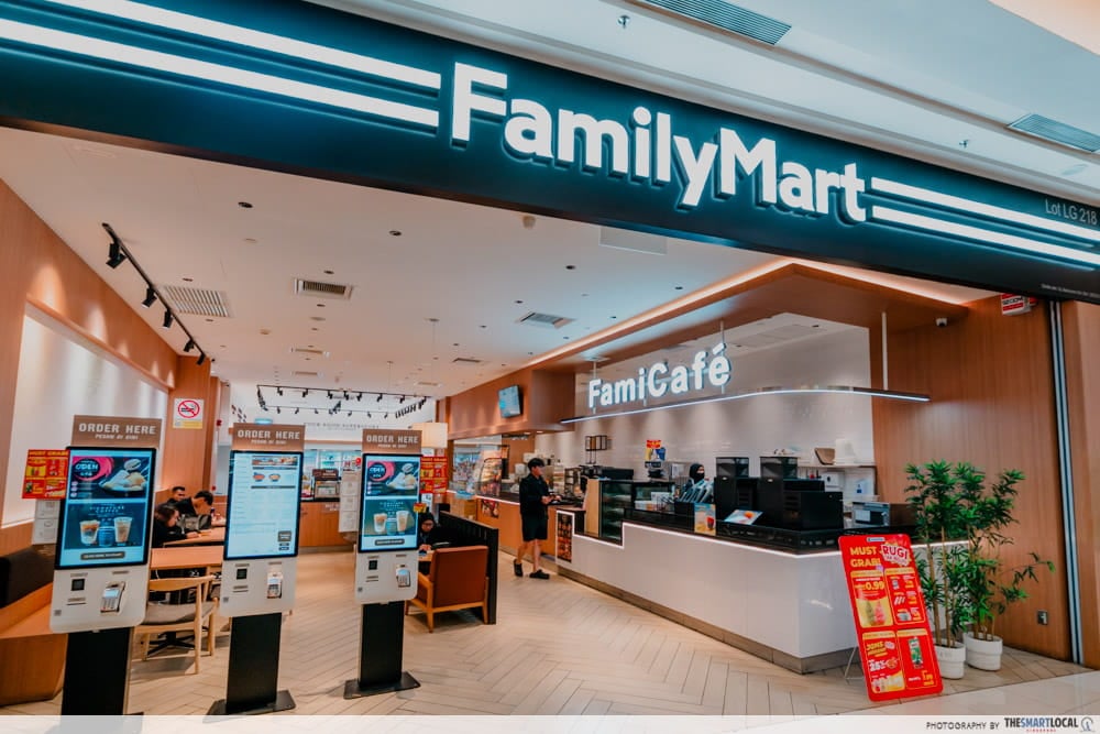 ioi city mall family mart