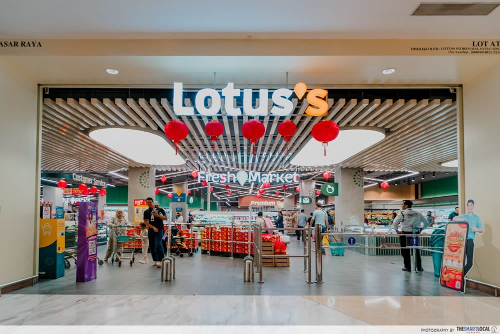 ioi city mall lotus's