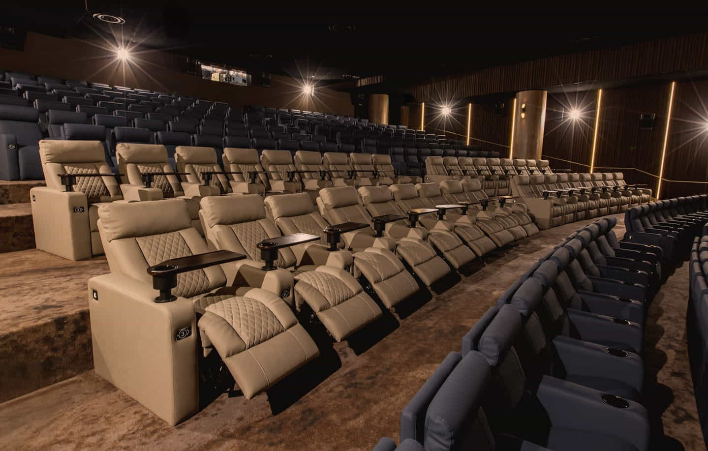 movie theatres in singapore - shaw lumiere grand